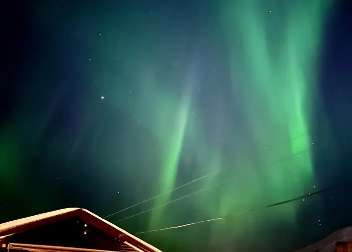 Modern With Aurora & Midnight Sun Views, Close To Snow Dome, Slopes Store & Bus Stop, Free Parking Tromsø