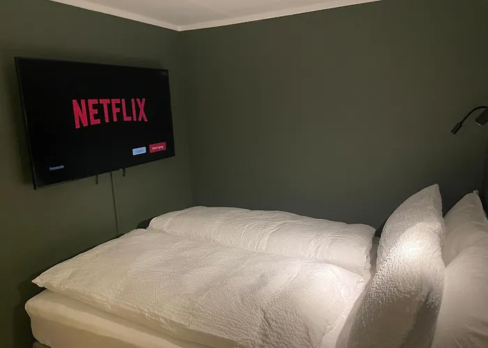 Daire Modern With Aurora & Midnight Sun Views, Close To Snow Dome, Slopes Store & Bus Stop, Free Parking *